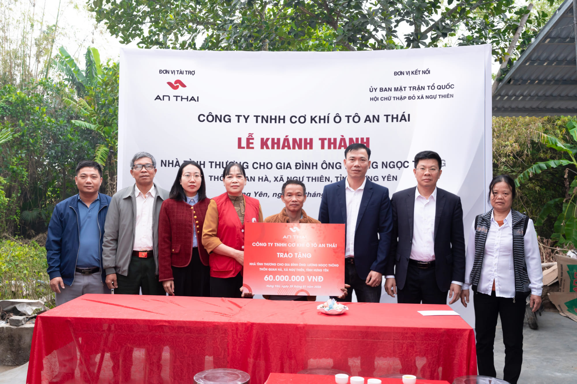 An Thái trao tặng nhà tình thương cho gia đình ông Lương Ngọc Thông (Huyện Hưng Hà)