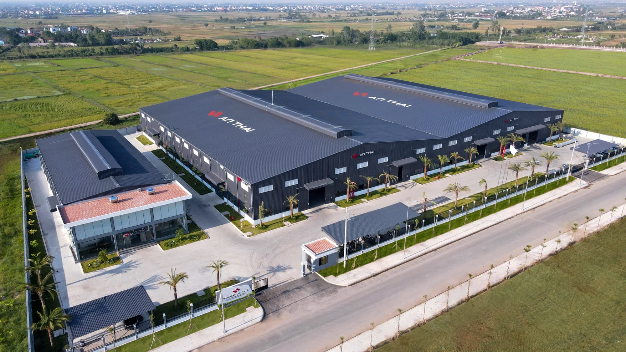 Nhà máy An Thái tại Khu công nghiệp Liên Hà Thái