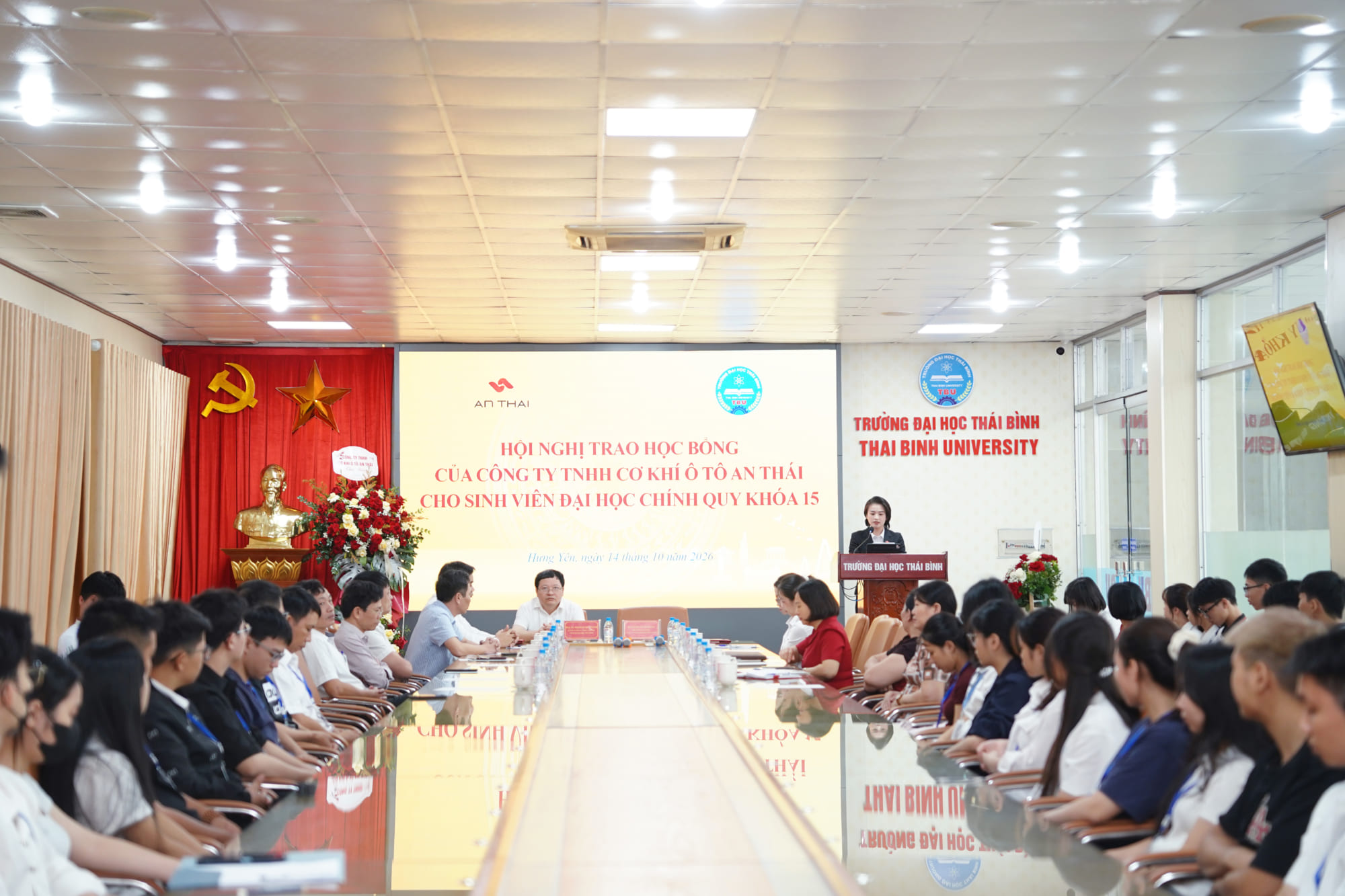 Công ty TNHH Cơ khí Ô tô An Thái và Trường Đại học Thái Bình đã chính thức ký kết Hợp đồng hợp tác đào tạo và tài trợ học bổng